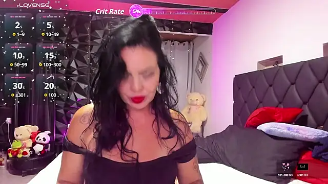 Snapshot of charlottemeyerr chatting on October 31, 2025, 3:25 am charlottemeyerr online show from October 31, 2025, 3:25 am