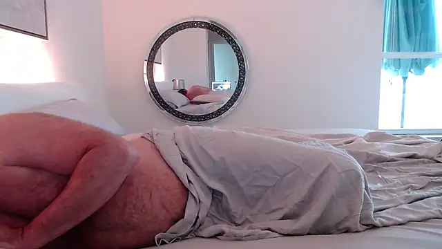 Walkingboots online show from February 17, 2025, 1:00 pm