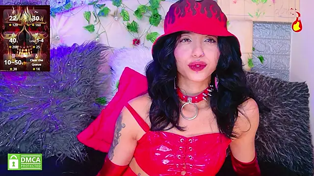 Snapshot of REDHOTTER_ chatting on November 28, 2025, 8:20 pm REDHOTTER online show from November 28, 2025, 8:20 pm