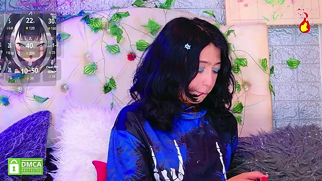 Snapshot of REDHOTTER_ chatting on December 3, 2025, 8:08 pm REDHOTTER online show from December 3, 2025, 8:08 pm