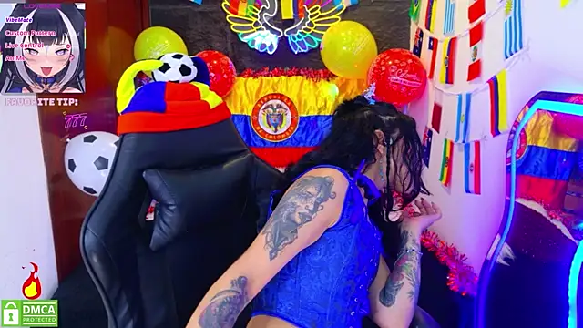 Snapshot of REDHOTTER_ chatting on June 19, 2026, 7:41 pm REDHOTTER online show from June 19, 2026, 7:41 pm