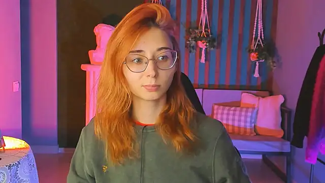 Snapshot of Orianna_Fox chatting on March 22, 2025, 7:36 am Orianna Fox online show from March 22, 2025, 7:36 am