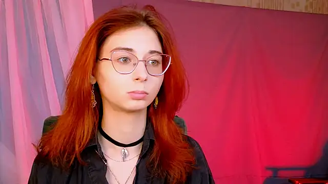 Snapshot of Orianna_Fox chatting on September 23, 2025, 1:29 pm Orianna Fox online show from September 23, 2025, 1:29 pm