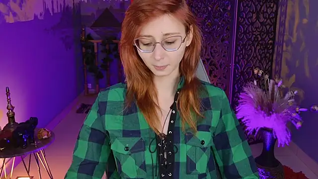 Snapshot of Orianna_Fox chatting on December 14, 2024, 9:07 am Orianna Fox online show from December 14, 2024, 9:07 am