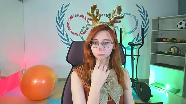 Snapshot of Orianna_Fox chatting on December 12, 2024, 6:42 pm Orianna Fox online show from December 12, 2024, 6:42 pm