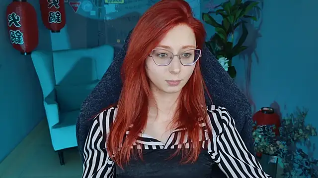 Snapshot of Orianna_Fox chatting on January 7, 2025, 3:12 pm Orianna Fox online show from January 7, 2025, 3:12 pm