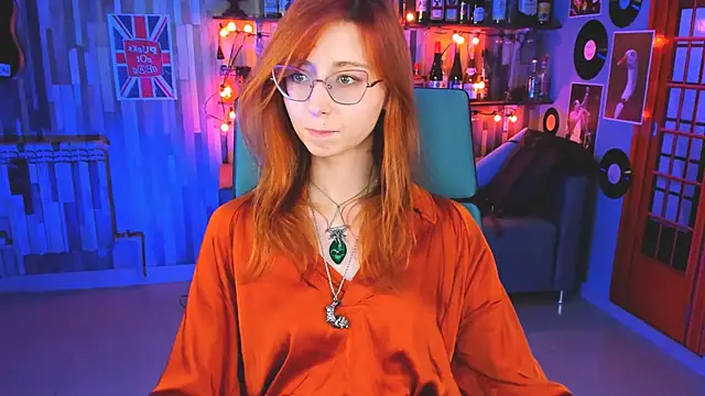 Snapshot of Orianna_Fox chatting on December 22, 2024, 3:22 pm Orianna Fox online show from December 22, 2024, 3:22 pm
