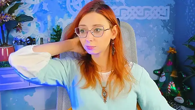 Snapshot of Orianna_Fox chatting on December 31, 2024, 10:23 pm Orianna Fox online show from December 31, 2024, 10:23 pm