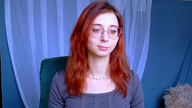 Snapshot of Orianna_Fox chatting on October 3, 2025, 12:50 pm Orianna Fox online show from October 3, 2025, 12:50 pm