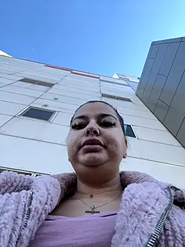 Snapshot of AllysonK chatting on October 29, 2025, 10:14 am AllysonK online show from October 29, 2025, 10:14 am