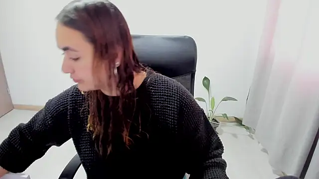 Snapshot of maryluna95 chatting on May 29, 2026, 5:30 pm maryluna95 online show from May 29, 2026, 5:30 pm