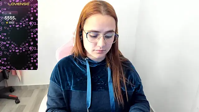 maryluna95 online show from January 7, 2025, 1:28 am