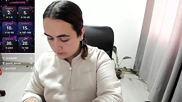 Snapshot of maryluna95 chatting on June 2, 2026, 6:41 pm maryluna95 online show from June 2, 2026, 6:41 pm