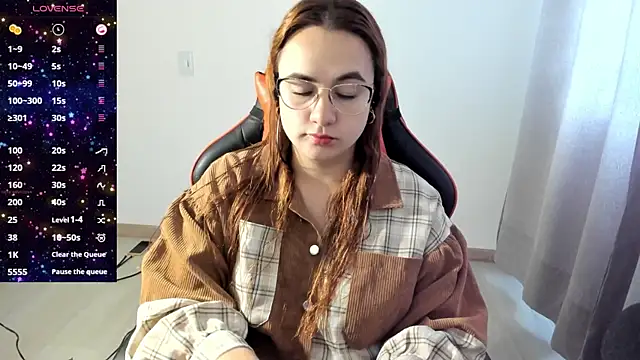 Snapshot of maryluna95 chatting on October 20, 2025, 7:25 pm maryluna95 online show from October 20, 2025, 7:25 pm