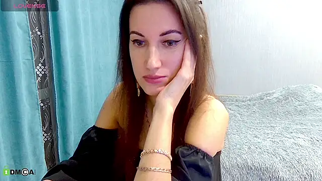 Snapshot of Bany_Brandy chatting on October 4, 2025, 11:39 pm Bany Brandy online show from October 4, 2025, 11:39 pm
