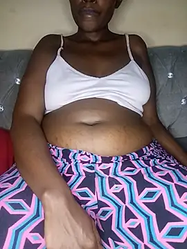 Snapshot of zainabsmile chatting on July 22, 2026, 9:06 pm zainabsmile online show from July 22, 2026, 9:06 pm