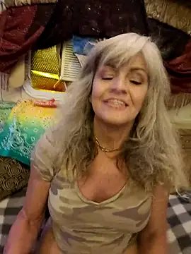 annika lately online show from October 28, 2025, 3:07 am