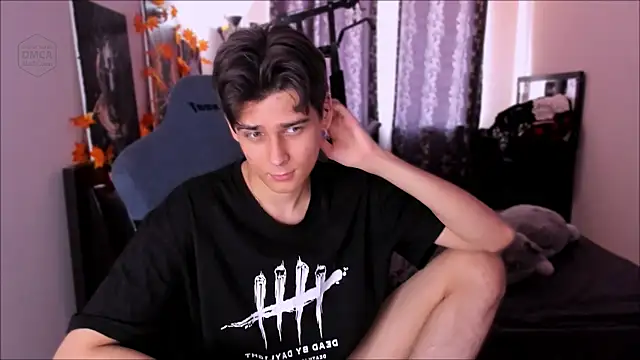 Snapshot of Foxicfu chatting on November 23, 2025, 7:07 am Foxicfu online show from November 23, 2025, 7:07 am