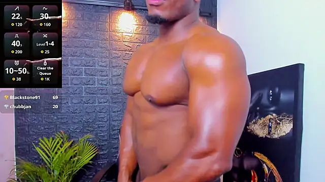 Snapshot of tommike chatting on October 11, 2025, 11:28 pm tommike online show from October 11, 2025, 11:28 pm