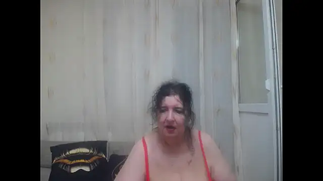 maturekorine online show from June 25, 2026, 9:53 pm