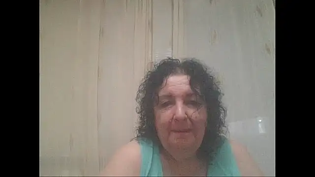 Snapshot of maturekorine chatting on June 8, 2026, 5:35 pm maturekorine online show from June 8, 2026, 5:35 pm