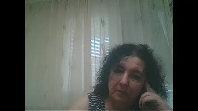 Snapshot of maturekorine chatting on June 19, 2026, 5:08 pm maturekorine online show from June 19, 2026, 5:08 pm