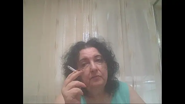 Snapshot of maturekorine chatting on June 12, 2026, 2:04 pm maturekorine online show from June 12, 2026, 2:04 pm