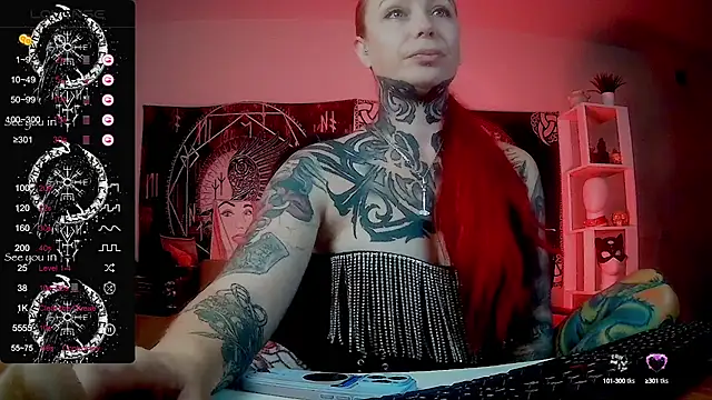 miss jenna lovee online show from October 15, 2025, 1:26 am