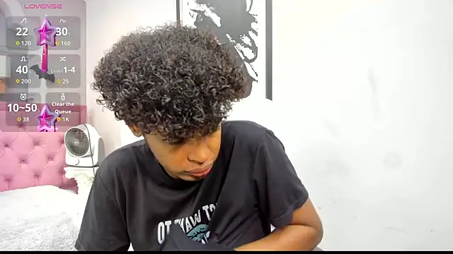 boylittle19cm online show from October 22, 2025, 12:48 pm