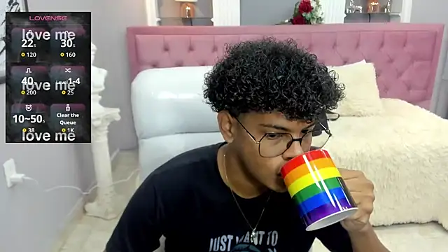 boylittle19cm online show from November 12, 2025, 12:31 pm