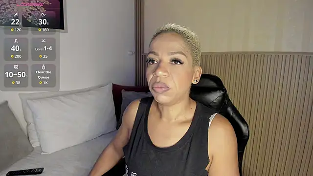 Snapshot of summer_night_ chatting on November 16, 2025, 12:21 pm summer night online show from November 16, 2025, 12:21 pm