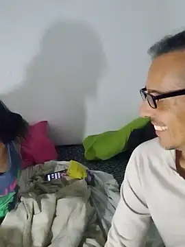 KarameloVzla online show from December 20, 2025, 4:21 pm