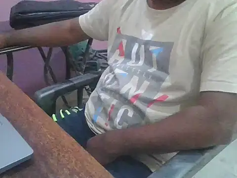 Snapshot of ITGuyhyd chatting on March 17, 2026, 8:50 am ITGuyhyd online show from March 17, 2026, 8:50 am