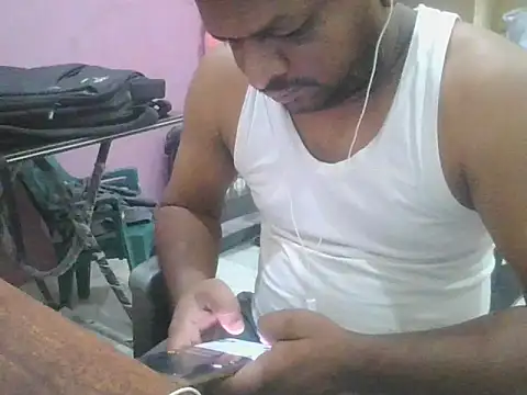 Snapshot of ITGuyhyd chatting on March 15, 2026, 5:42 pm ITGuyhyd online show from March 15, 2026, 5:42 pm