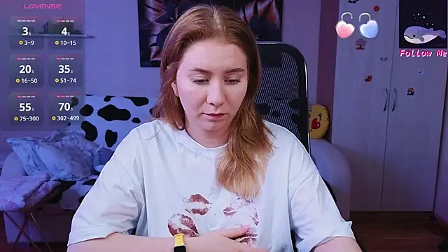 D0nna  online show from October 11, 2025, 6:58 am