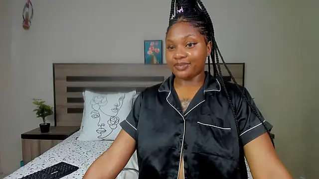 Snapshot of Renee-18 chatting on January 16, 2025, 9:37 am Renee-18 online show from January 16, 2025, 9:37 am