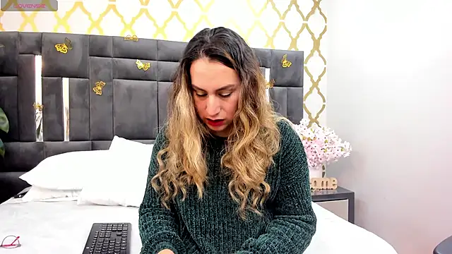 RubbyTaylor online show from October 21, 2025, 2:16 pm