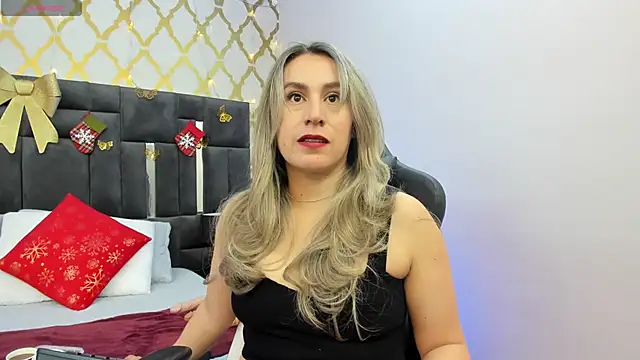 RubbyTaylor online show from December 16, 2025, 7:18 pm