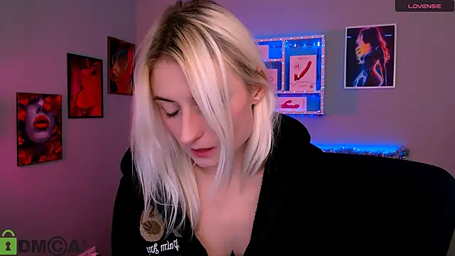 melisa white1 online show from January 15, 2026, 8:45 pm