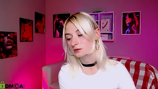 Snapshot of melisa_white1 chatting on October 8, 2025, 7:14 pm melisa white1 online show from October 8, 2025, 7:14 pm