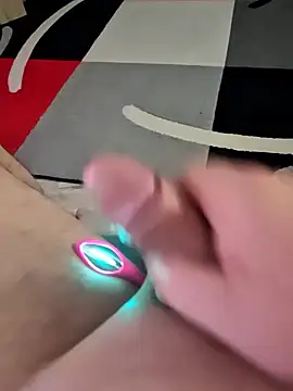 Szeltolo001 online show from January 10, 2026, 2:51 am