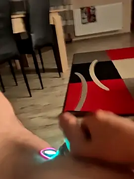 Szeltolo001 online show from March 21, 2026, 11:08 pm