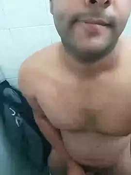 momano265 online show from April 6, 2026, 6:25 am