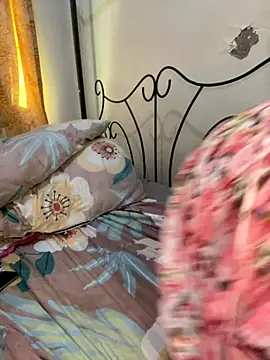 sweet18creamybigpussy online show from October 8, 2025, 6:59 am