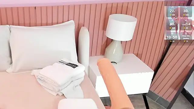 Snapshot of katia_expensive chatting on September 19, 2025, 11:03 am katia expensive online show from September 19, 2025, 11:03 am