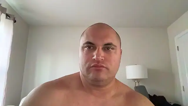 Snapshot of SluggishChase99 chatting on October 18, 2025, 10:01 pm SluggishChase99 online show from October 18, 2025, 10:01 pm