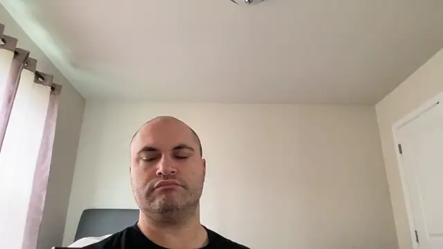 SluggishChase99 online show from May 27, 2026, 3:41 pm