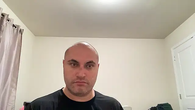 SluggishChase99 online show from April 26, 2026, 1:58 am