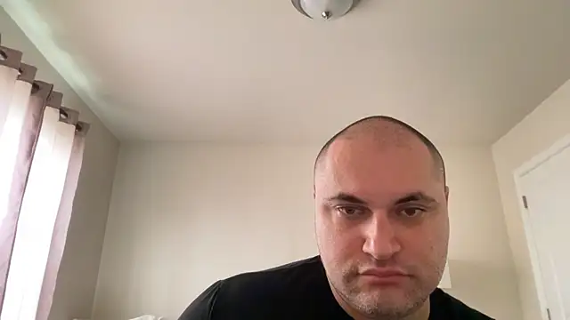 SluggishChase99 online show from January 16, 2025, 4:28 pm