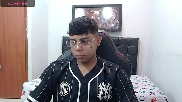 Wiiliam 20 online show from February 8, 2025, 3:53 pm